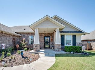 420 E Charlotte Ter, Mustang, OK 73064