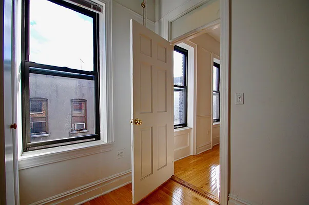 Rented by Bohemia Realty Group | media 25