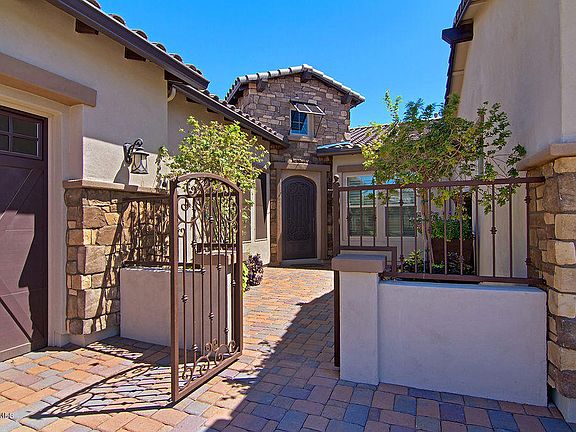 4th image of 2297 E Mahogany Pl