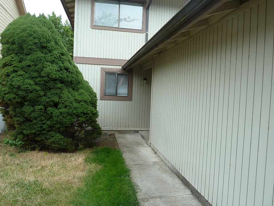 1st image of 706 Oakdale Ave