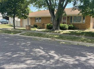 314 Barbara Rd, Pekin, IL 61554