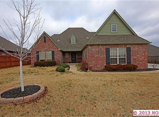 14111 E 87th St, Owasso, OK 74055