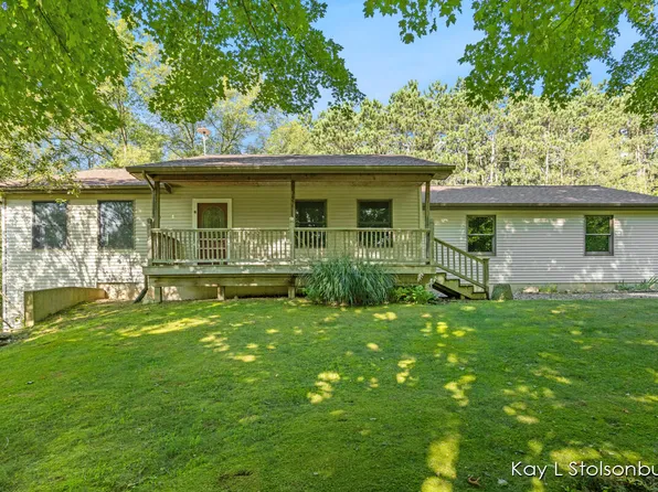 3401 Nagle Rd, Middleville, MI 49333