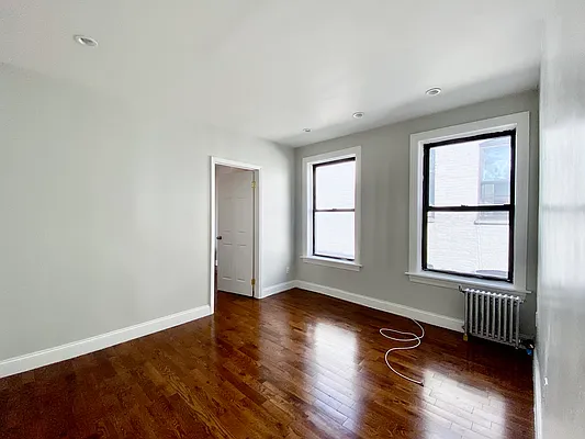 Rented by Compass | media 11