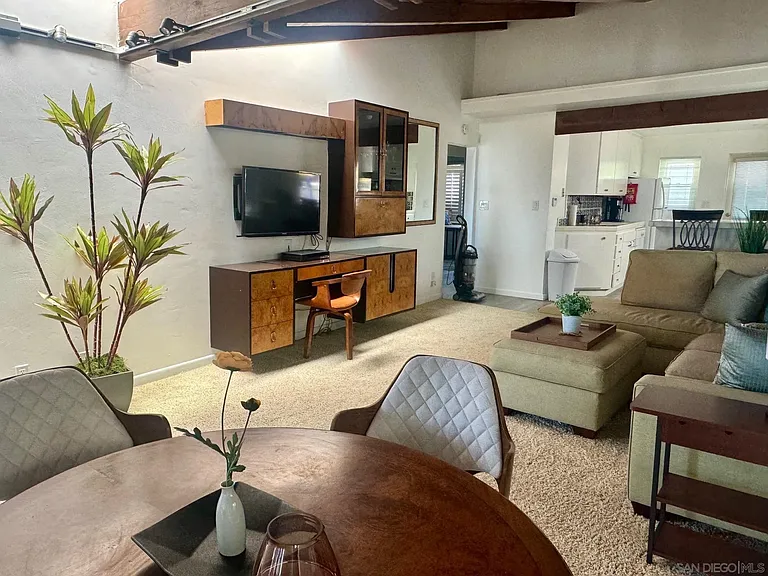 8151 Camino Del Oro — Photo 9
