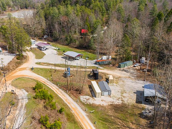 4th image of 645 Right Fork Rolling Acres Rd