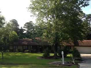 813 Barksdale Dr, Vidalia, GA 30474