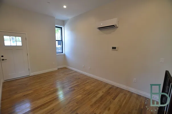 Rented by Miron Realty Group | media 13