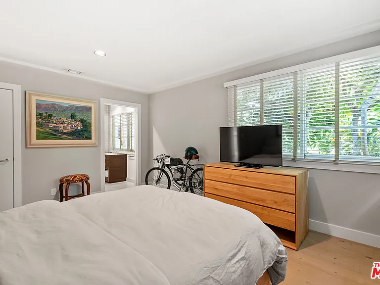 10630 Somma Way — Photo 30