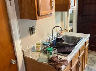 2344 Peoria Rd, Springfield, IL 62702