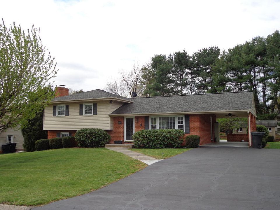 1st image of 334 Stonebridge Dr