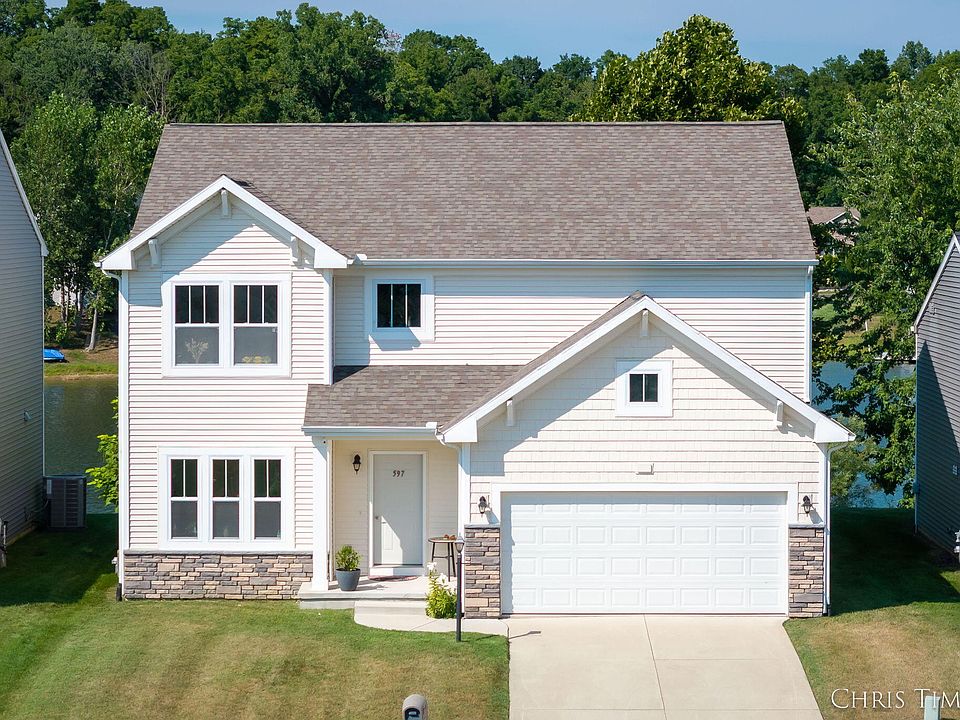 1st image of 597 Trumpeter Bay Dr