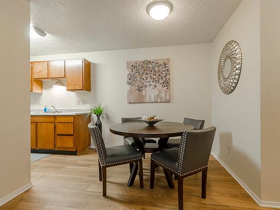 3rd image of 1300 N 45th St #314