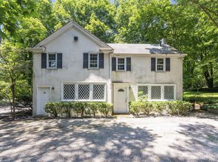 53 Clock Tower Ln, Old Westbury, NY 11568