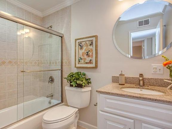 bathroom1