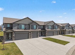 1500 Shale Ct, Grain Valley, MO 64029