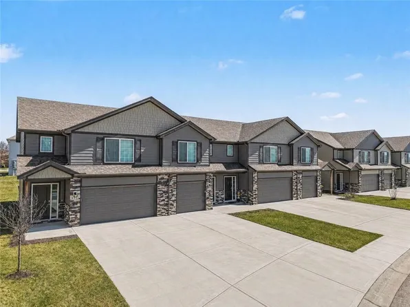1500 Shale Ct, Grain Valley, MO 64029