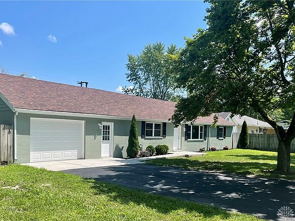 5th image of 205 Park Lane Dr