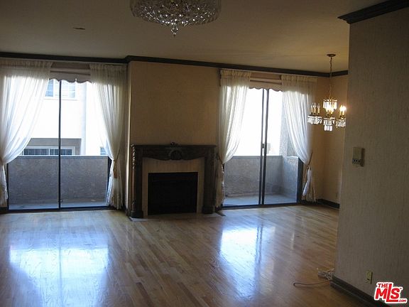 4th image of 828 S Bedford St APT 103