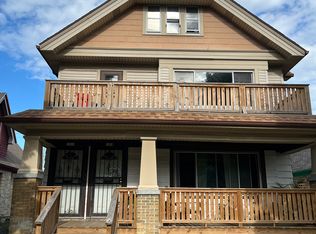 3864 N 6th St #B, Milwaukee, WI 53212