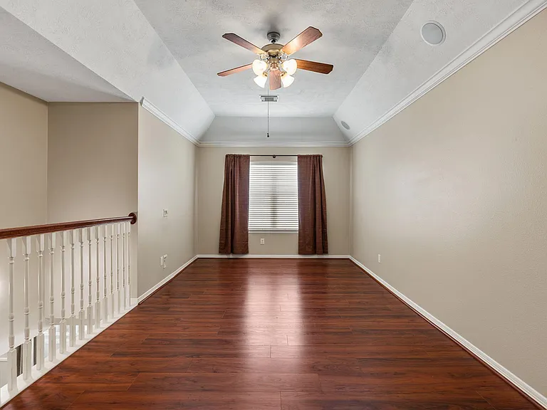 4223 Rose St — Photo 17