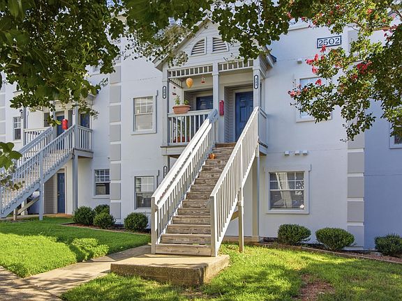 2nd image of 2502 Avent Ferry Rd APT 203