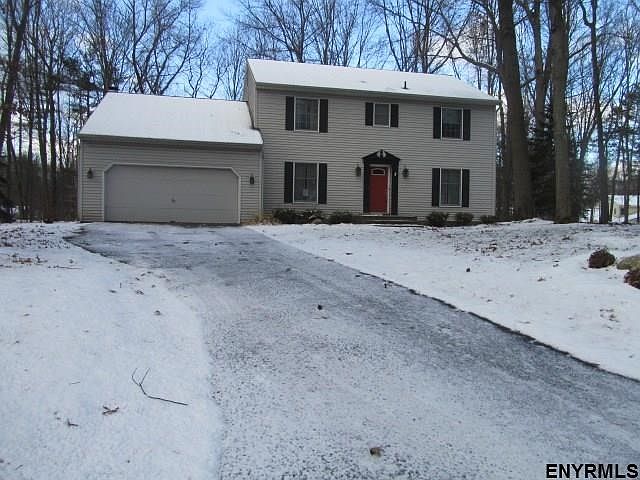 1st image of 11 Friar Tuck Ct