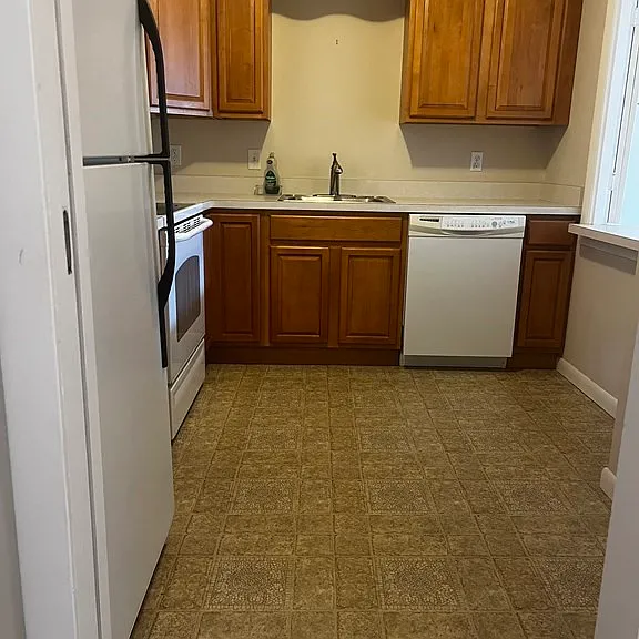 80 Salisbury St #302 — Photo 6