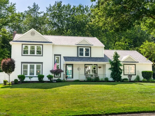 4005 Bramshaw Rd NW, Canton, OH 44718