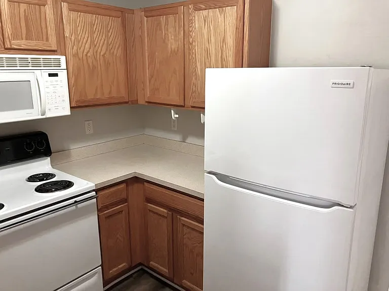 23284 Cornerstone Village Dr #143 — Photo 8