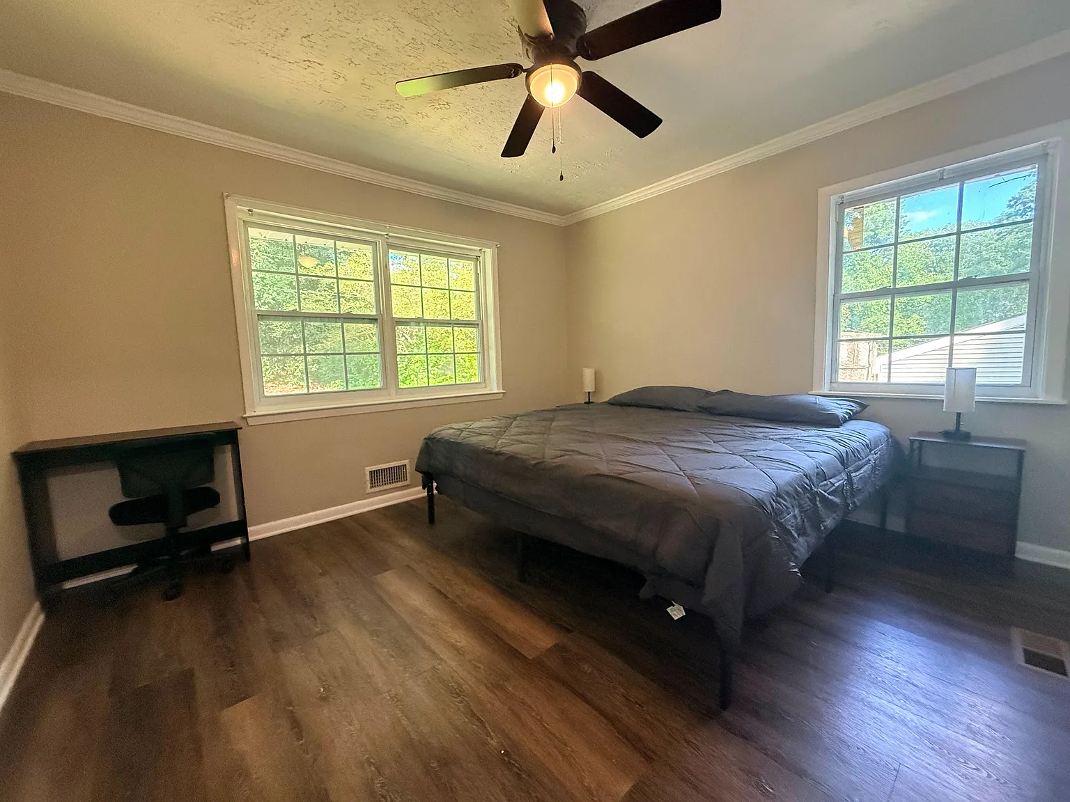 4 bed, 5.0 bath, 1710 sqft, $1,018 — Photo 3