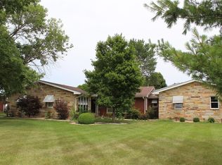 7532 Old Moro Rd, Moro, IL 62067