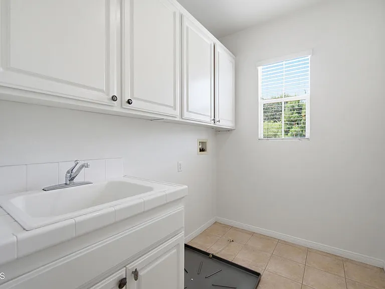 1696 Salt River Ave — Photo 31