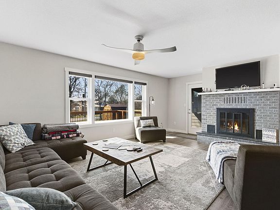 4th image of 120 Oak Drive