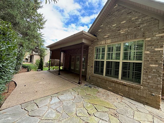 2nd image of 11247 Matthews Cove Ln