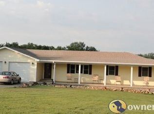 924 27th Rd, Brookville, KS 67425