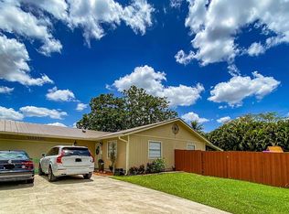 9240 Fountain Rd, Lake Worth, FL 33467