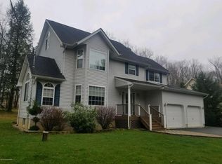 125 Lidio Rd, Blakeslee, PA 18610