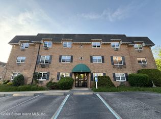 422 Maryland Ave APT 2A, Staten Island, NY 10305