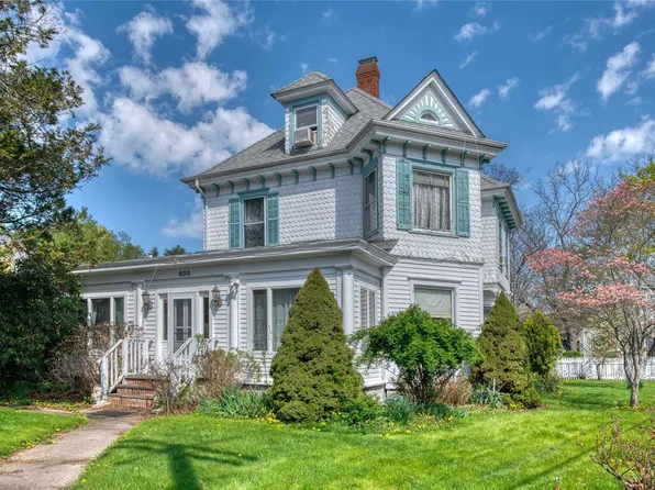 600 Front Street, Greenport, NY 11944
