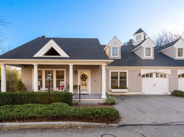 16 American Elm Ave Unit 16, Hanover, MA 02339