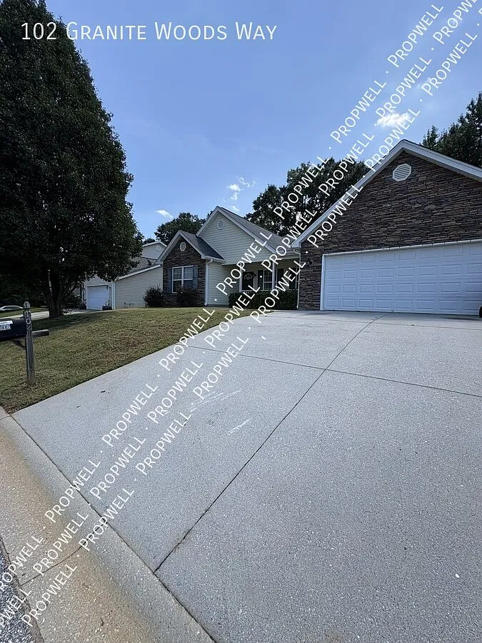 102 Granite Woods — Photo 1