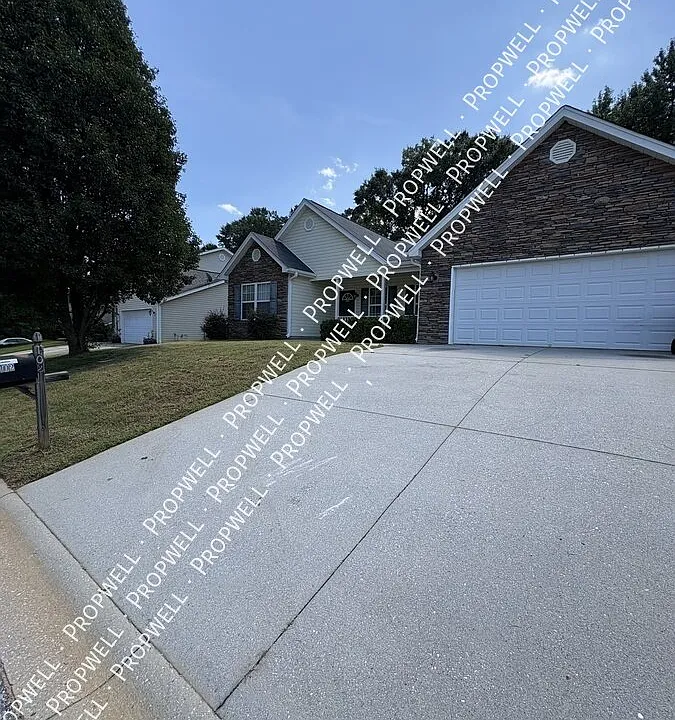 102 Granite Woods Way