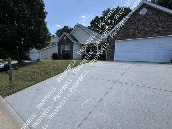 102 Granite Woods Way, Greer, SC 29650