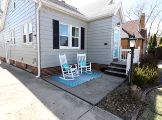 518 W Lawndale Ave, Peoria, IL 61604