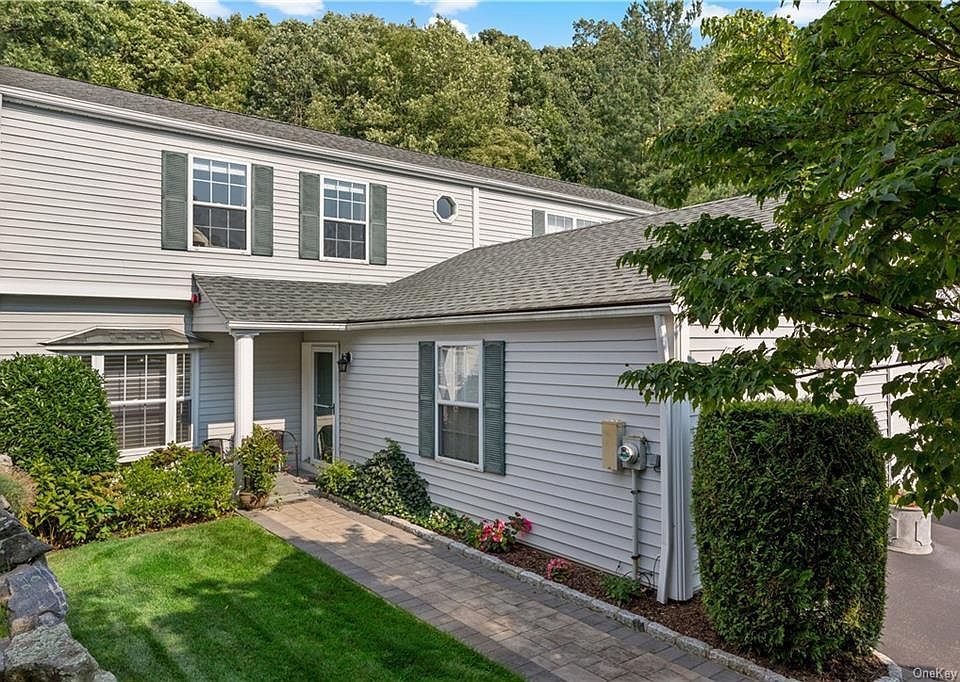 1st image of 602 Watch Hill Dr