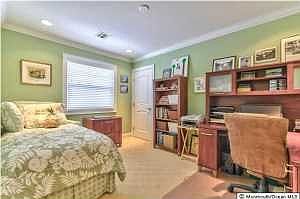 2nd image of 80 Castle Harbor Dr