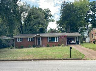 1930 Holiday Dr, Florence, AL 35630