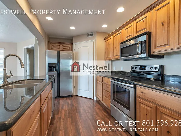 11782 S Currant Dr #103 — Photo 4