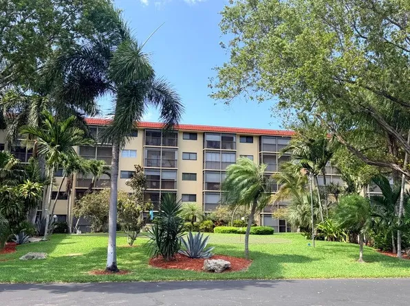 2601 NE 14th Street Causeway #222, Pompano Beach, FL 33062